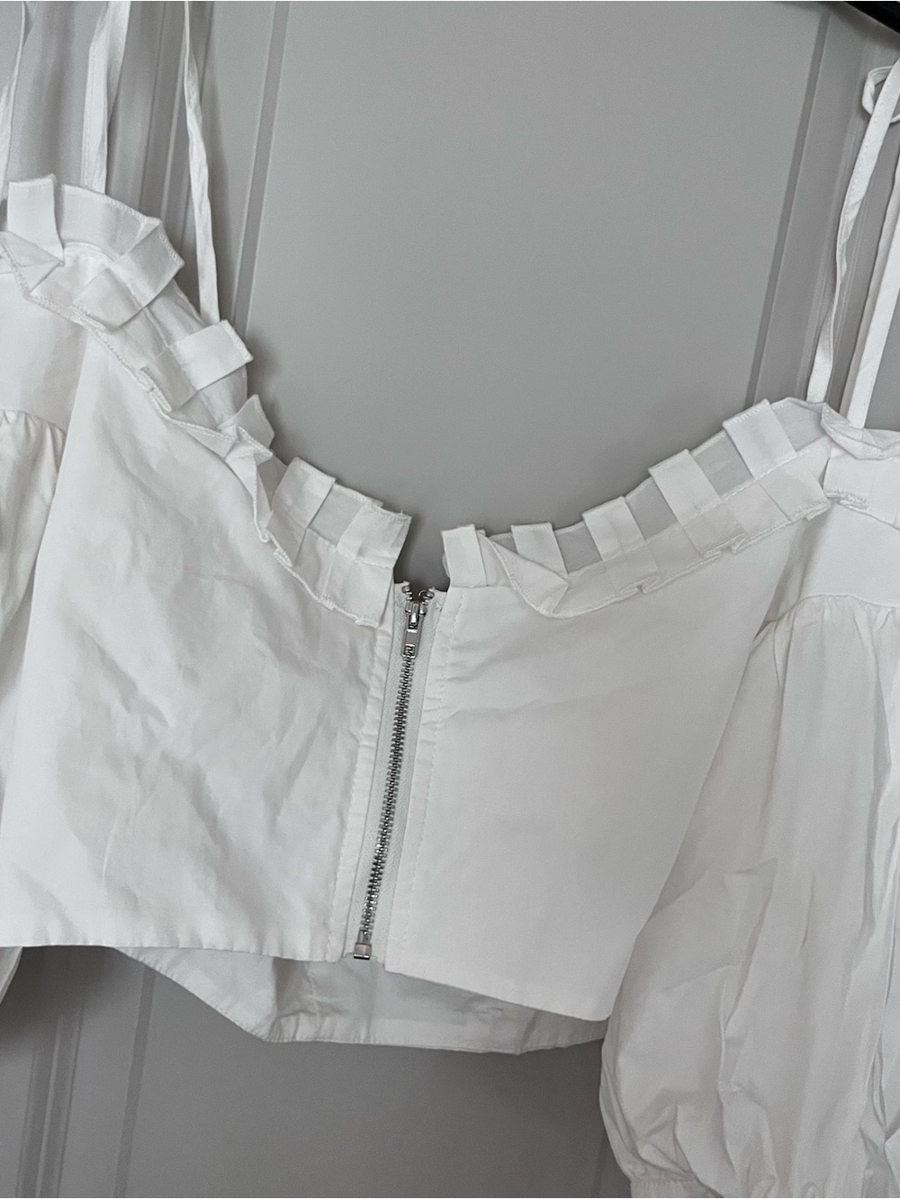 White Ruffle Off-Shoulder Crop Top - Picture 5 of 5